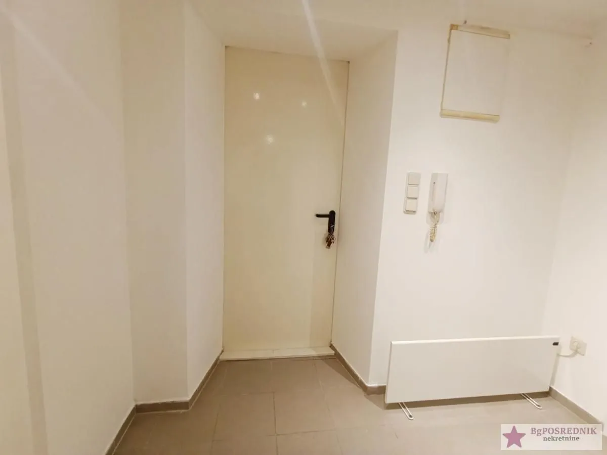 Sale, two bedroom apartment, 38m², Profesorska Kolonija, Palilula Sve Podlokacije