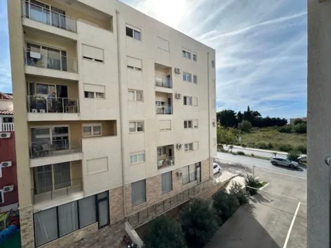 Rent, studio apartment, 35m², Šušanj, Bar - image 10