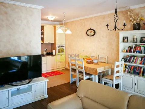 Sale, two bedroom apartment, 85m², Stara Varoš, Podgorica - image 4