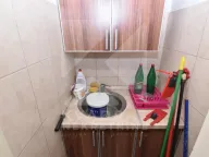 Izdavanje, poslovni prostor, 75m², City Kej, Podgorica - image 11