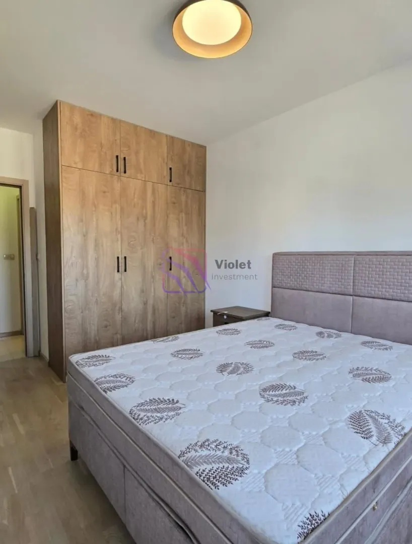 Izdavanje, dvosoban stan, 70m², City Kvart, Podgorica