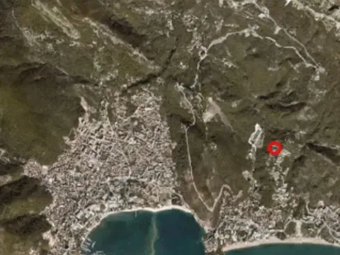 Sale, land lot, 1597m², Bečići, Budva - image 5