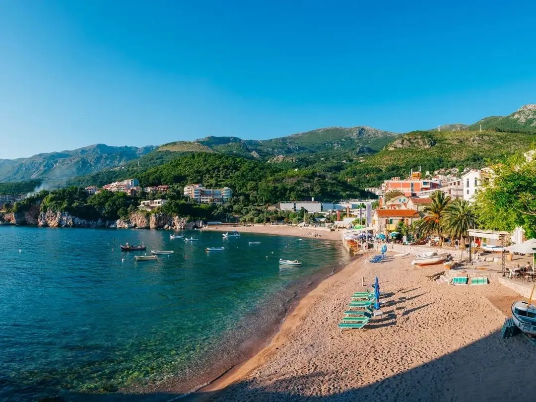 Prodaja, dvosoban stan, 68m², Pržno, Budva