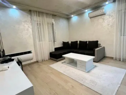 Izdavanje, dvosoban stan, 90m², Zlatica, Podgorica - image 3