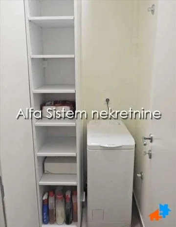 Izdavanje, dvosoban stan, 50m², Vračar Centar, Vračar Sve Podlokacije