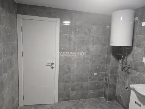 Rent, two bedroom apartment, 57m², Žarkovo, Beograd - image 4