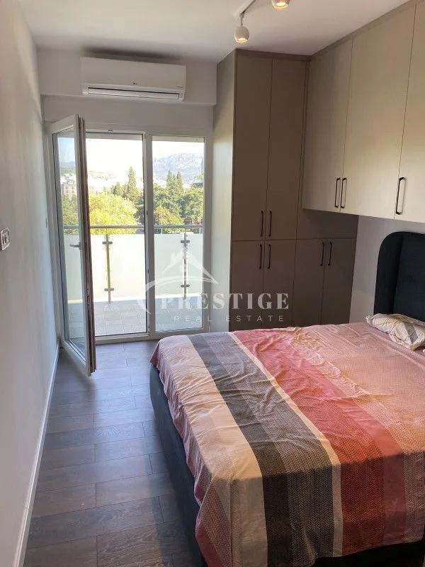 Rent, one bedroom apartment, 60m², Pobrežje, Podgorica
