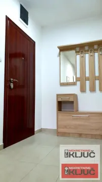 Izdavanje, garsonjera, 28m², Sajmište, Novi Sad - image 6
