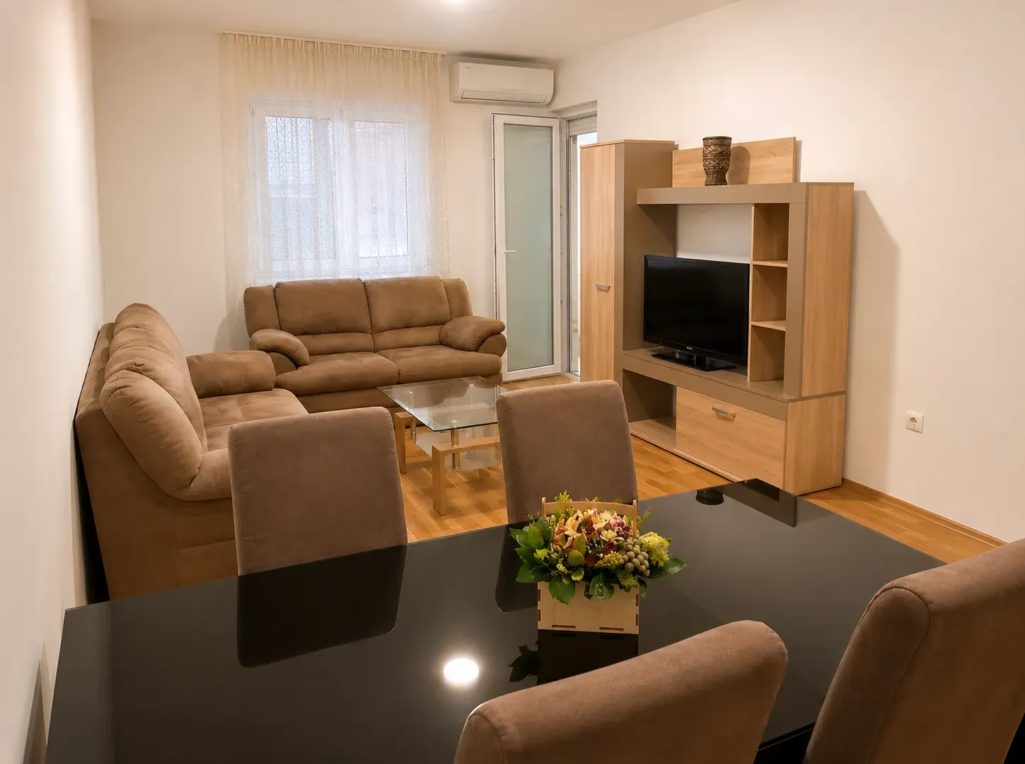 Rent, one bedroom apartment, 50m², Stari Aerodrom, Podgorica