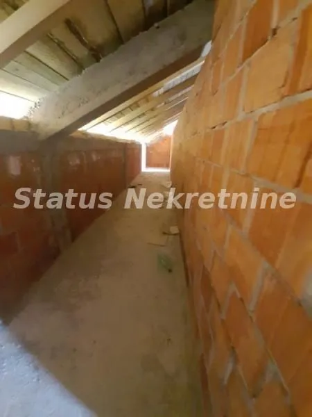 Sale, house, 300m², Ledinci, Petrovaradin