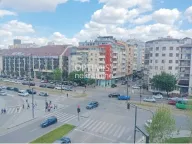 Prodaja, trosoban stan, 79m², Savski Venac, Beograd - image 1