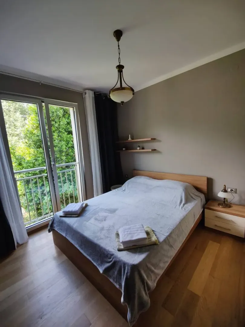 Rent, one bedroom apartment, 55m², Bečići, Budva