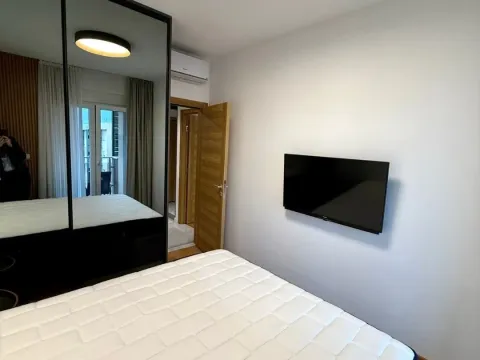 Sale, one bedroom apartment, 45m², City Kvart, Podgorica - image 8