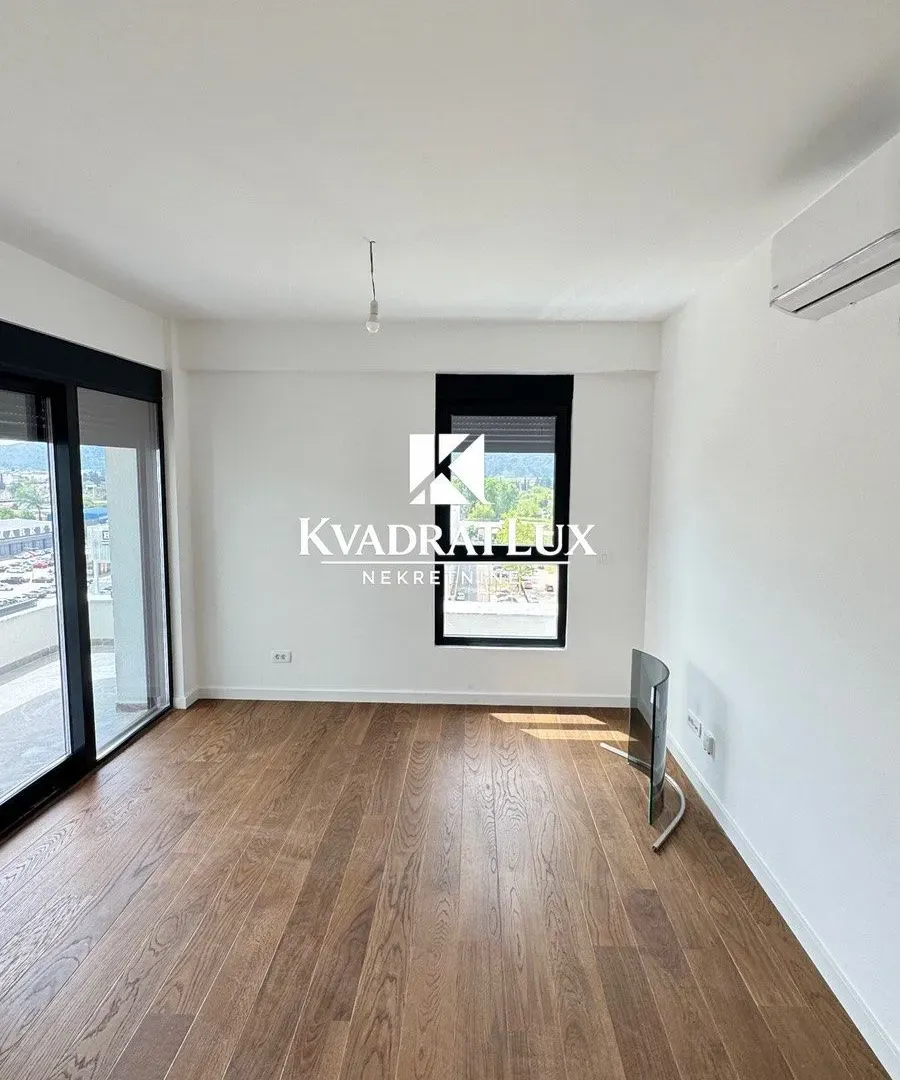 Sale, two bedroom apartment, 71m², Centar, Bar