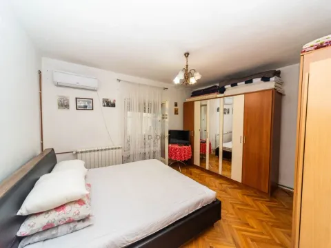 Prodaja, dvosoban stan, 150m², Stari Aerodrom, Podgorica - image 11