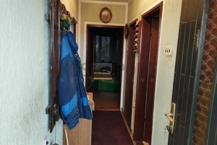 Prodaja, kuća, 220m², Centar, Stara Pazova