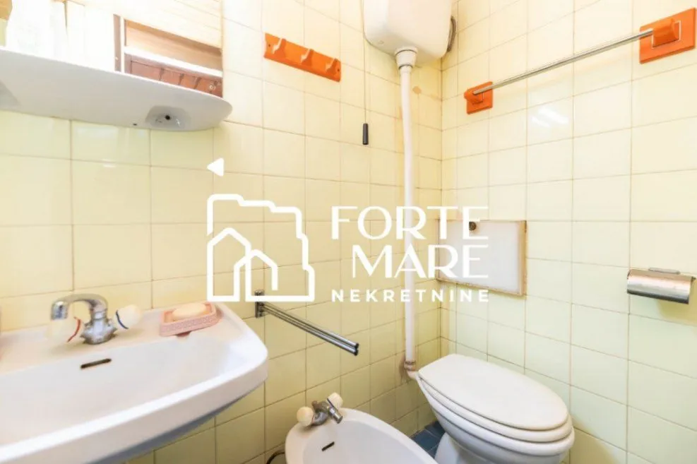 Prodaja, dvosoban stan, 70m², Igalo, Herceg Novi