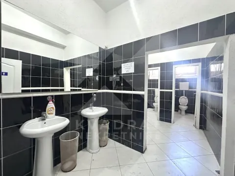 Rent, office space, 1850m², Zabjelo, Podgorica - image 22