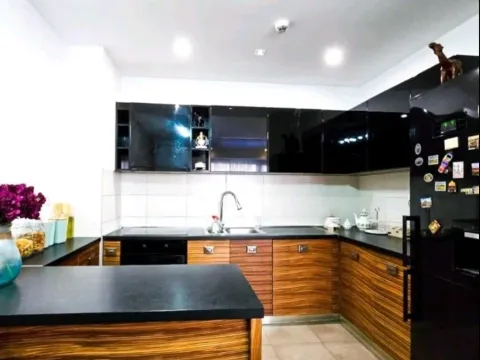 Prodaja, dvosoban stan, 74m², City Kvart, Podgorica - image 5