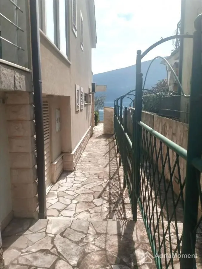 Prodaja, kuća, 180m², Đenovići, Herceg Novi