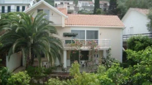Prodaja, kuća, 172m², Krašići, Tivat
