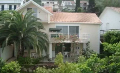 Prodaja, kuća, 172m², Krašići, Tivat