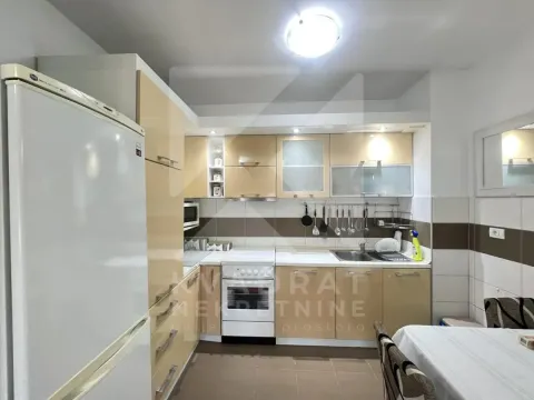Rent, two bedroom apartment, 75m², City Kvart, Podgorica - image 4