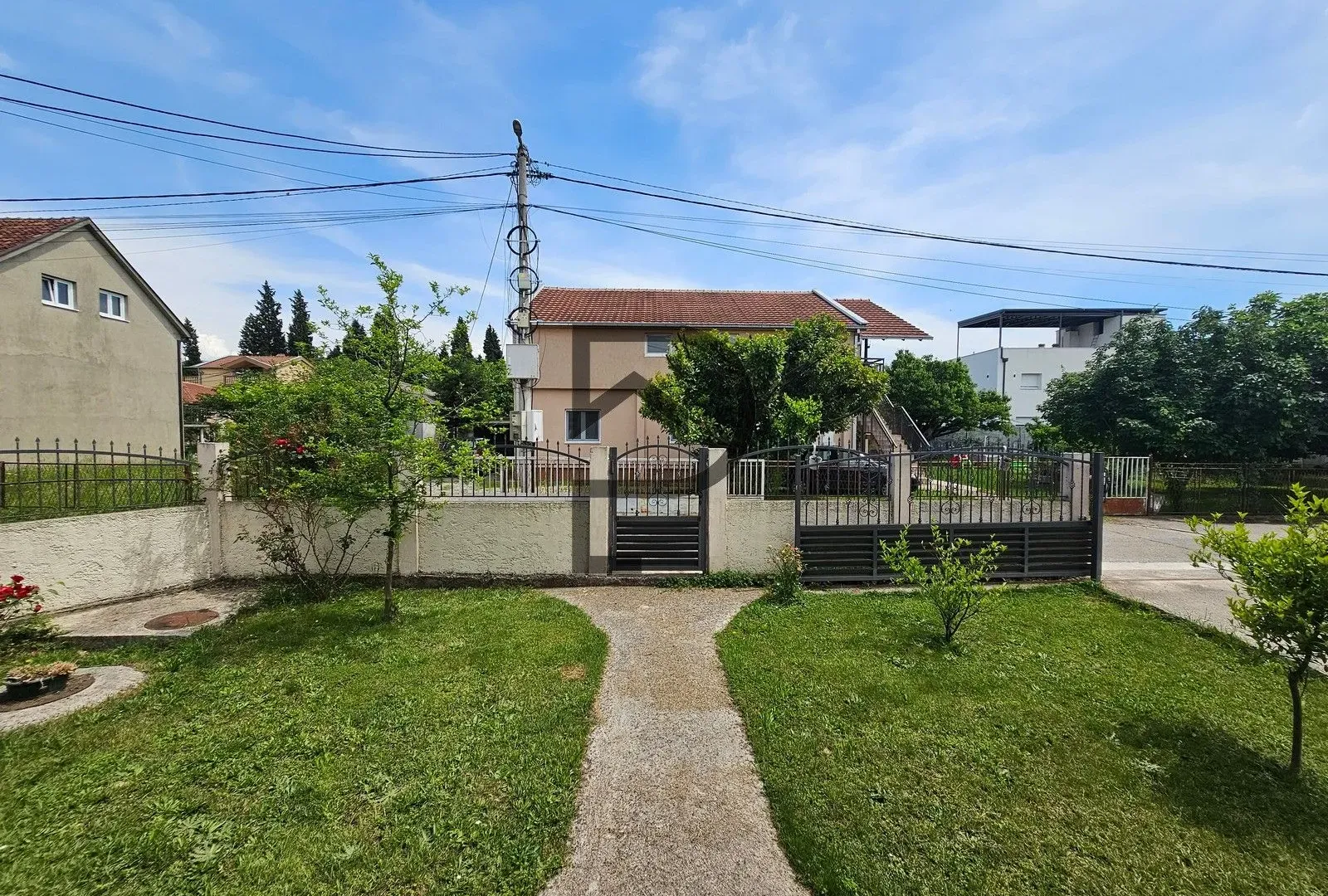 Rent, house, 120m², Tološi, Podgorica