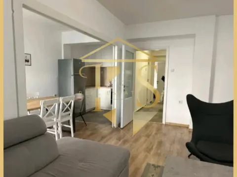 Izdavanje, dvosoban stan, 63m², Centar, Tivat - image 2