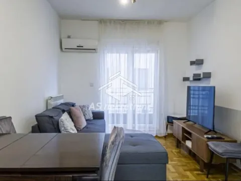Stan in Vukov Spomenik