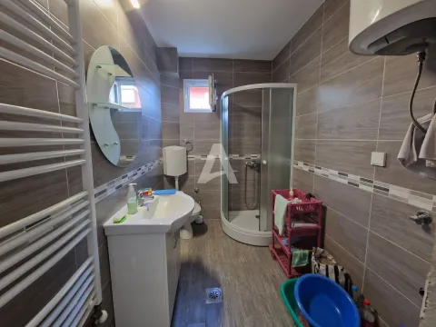 Sale, house, 107m², Podgorica, Crna Gora - image 17