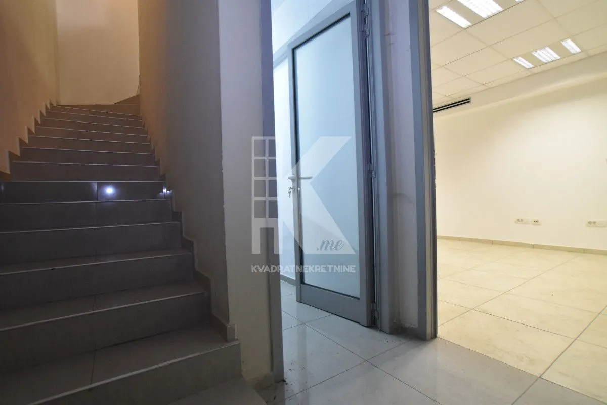 Rent, office space, 155m², Stari Aerodrom, Podgorica