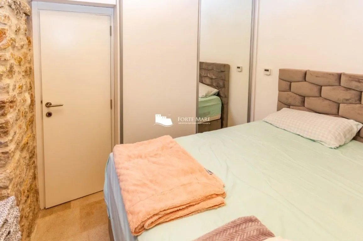 Prodaja, dvosoban stan, 68m², Srbina, Herceg Novi
