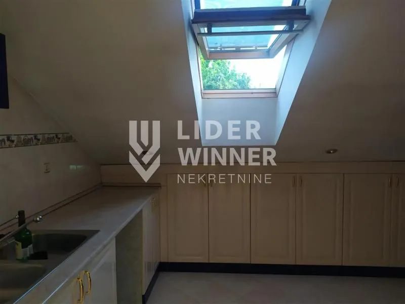 Sale, three bedroom apartment, 75m², Višnjička Banja, Palilula Sve Podlokacije
