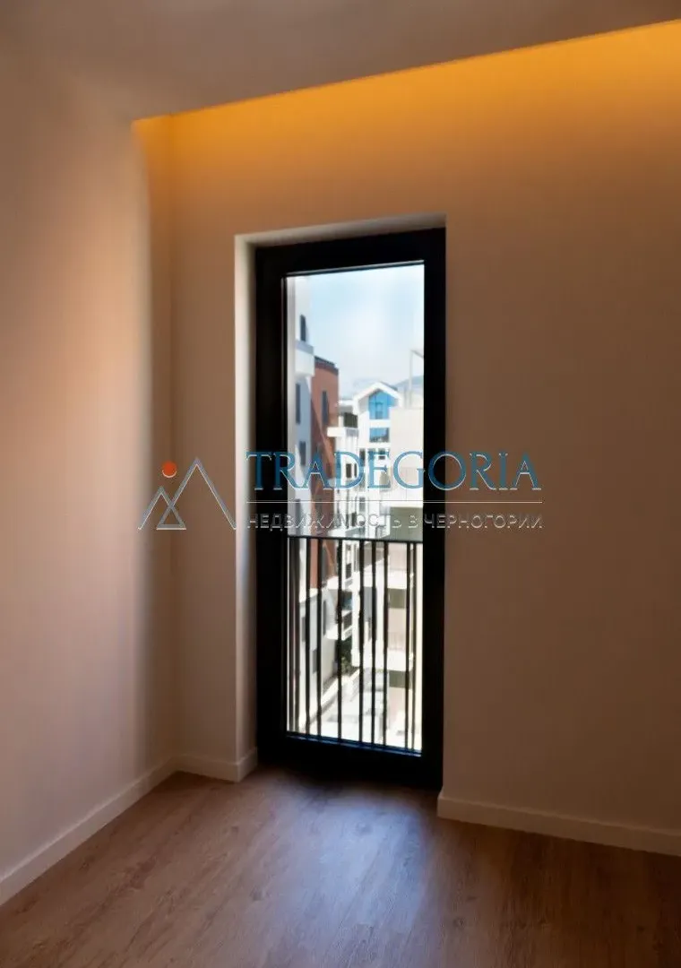 Prodaja, jednosoban stan, 56m², Tivat, Crna Gora