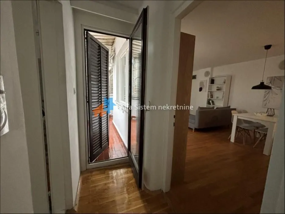 Rent, two bedroom apartment, 52m², Slavija, Vračar Sve Podlokacije
