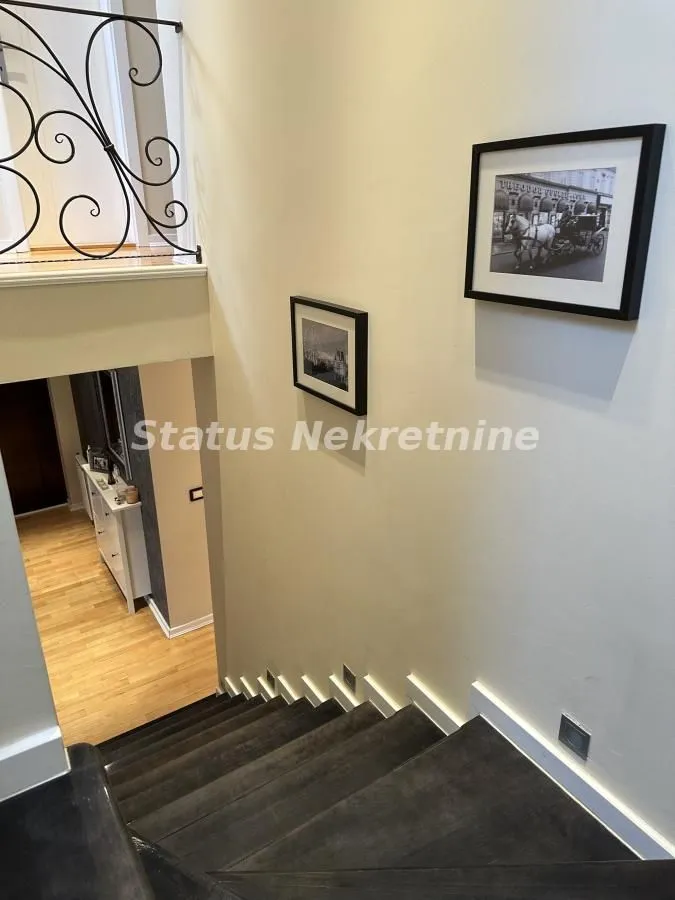 Prodaja, četvorosoban stan, 134m², Grbavica, Novi Sad Sve Podlokacije