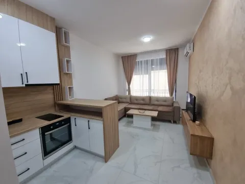 Rent, studio apartment, 25m², Bečići, Budva - image 2
