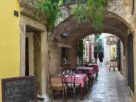 Prodaja, trosoban stan, 87m², Stari Grad, Budva - image 13