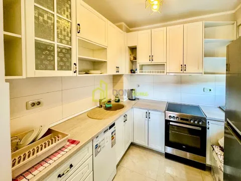 Izdavanje, jednosoban stan, 55m², City Kvart, Podgorica - image 4