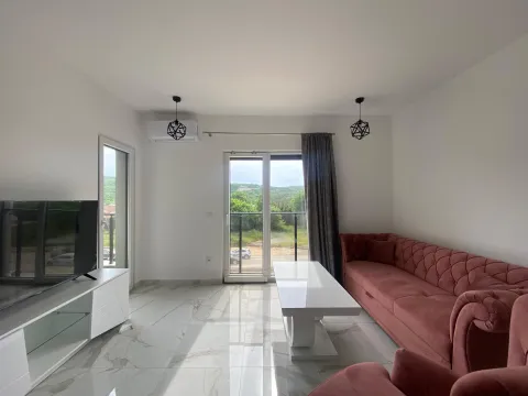 Izdavanje, dvosoban stan, 65m², Radanovići, Kotor - image 10