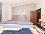 Rent, house, 175m², Vranići, Podgorica - image 10