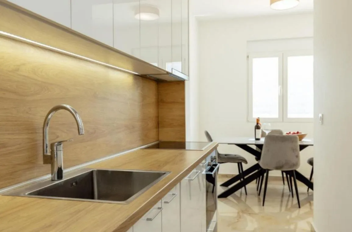 Prodaja, dvosoban stan, 87m², Baošići, Herceg Novi
