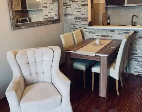 Izdavanje, dvosoban stan, 70m², Gorica C, Podgorica - image 7