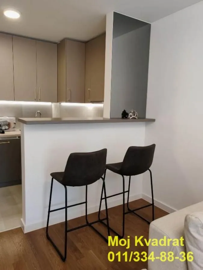 Izdavanje, dvosoban stan, 66m², Zemun Gornji Grad, Zemun Sve Podlokacije