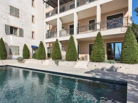 Prodaja, trosoban stan, 204m², Porto Montenegro, Tivat - image 4