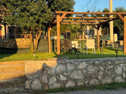 Izdavanje, kuća, 100m², Ostalo, Podgorica - image 24