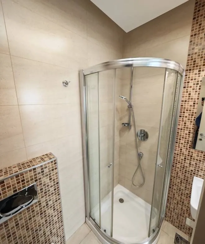 Rent, three bedroom apartment, 148m², Dedinje Sve Podlokacije, Beograd