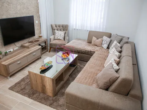 Prodaja, jednosoban stan, 48m², Žabljak, Crna Gora - image 3