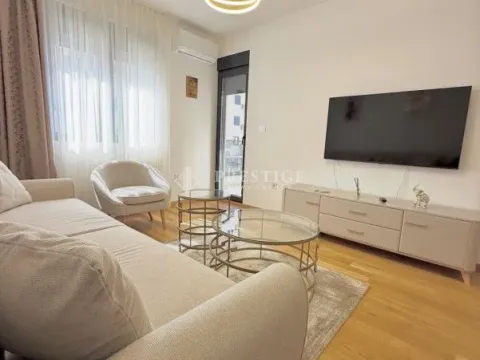 Rent, one bedroom apartment, 50m², City Kvart, Podgorica - image 5